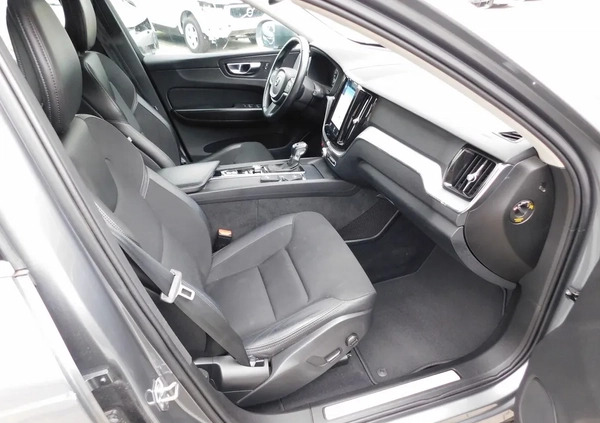 Volvo XC 60 cena 81180 przebieg: 160000, rok produkcji 2019 z Szczekociny małe 254